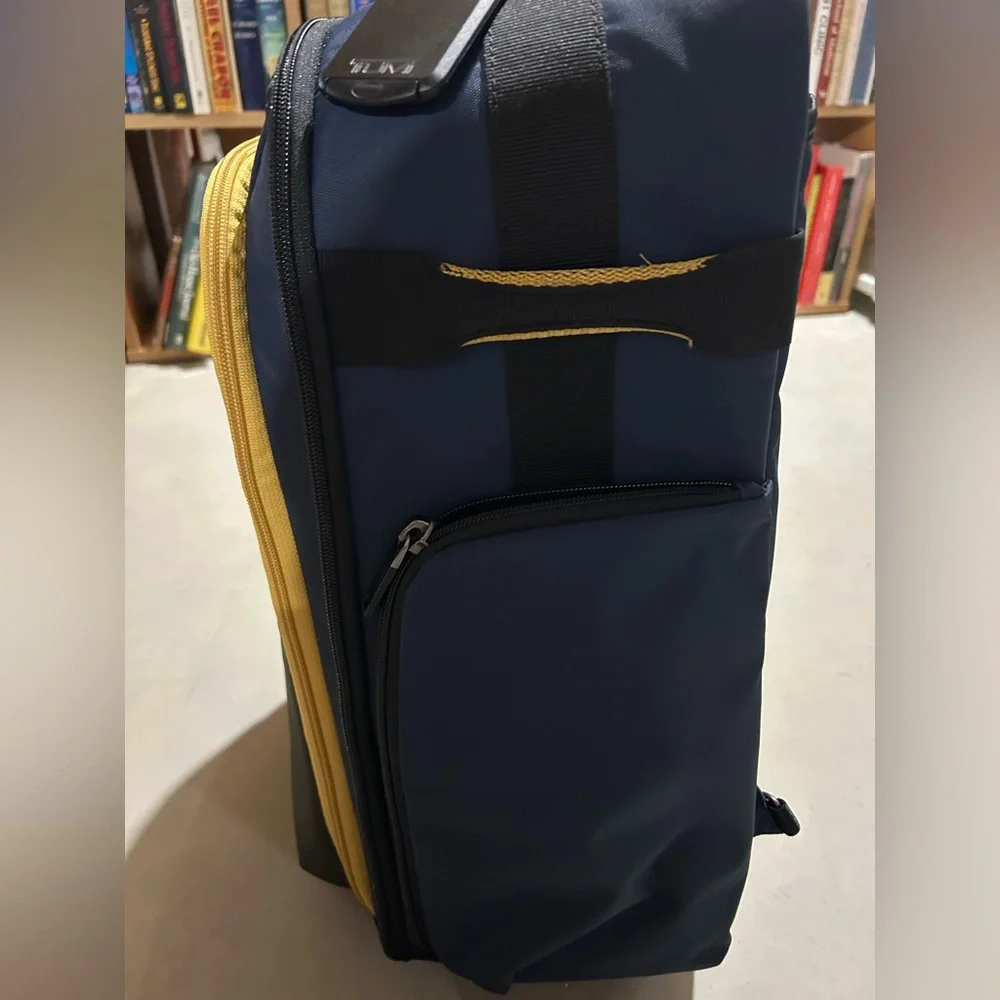 Tumi Roller Bag Suitcase Carry On Backpack European Size
